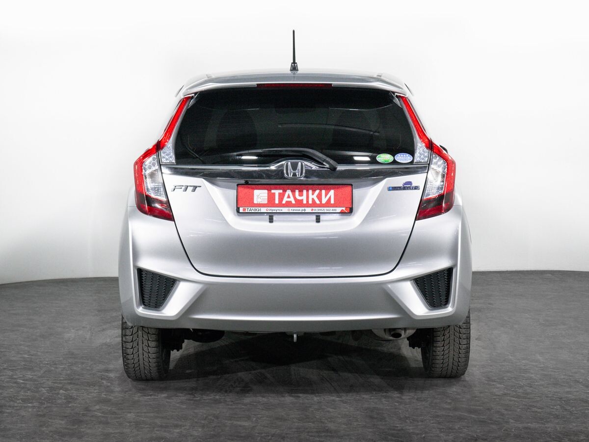 Honda Fit 2016 - фото автомобиля