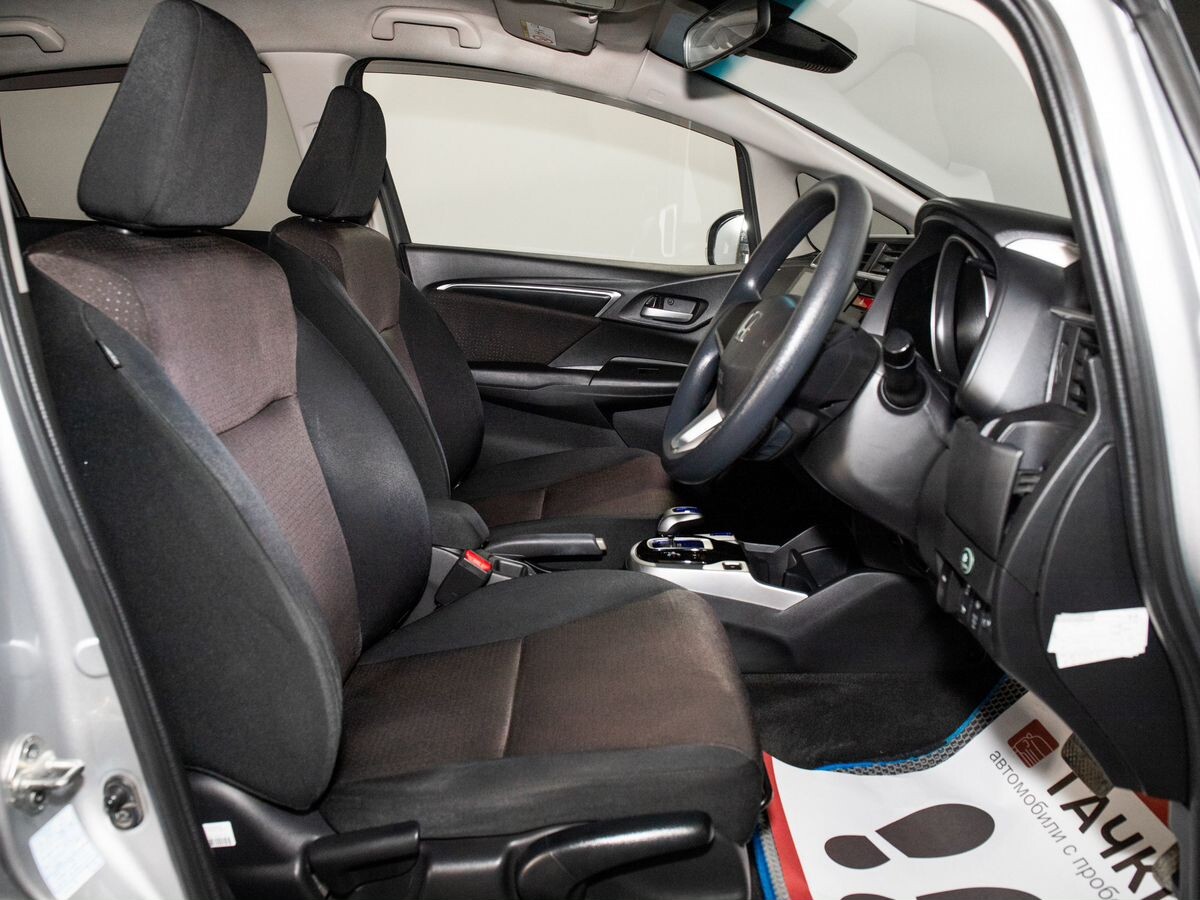 Honda Fit 2016 - фото автомобиля