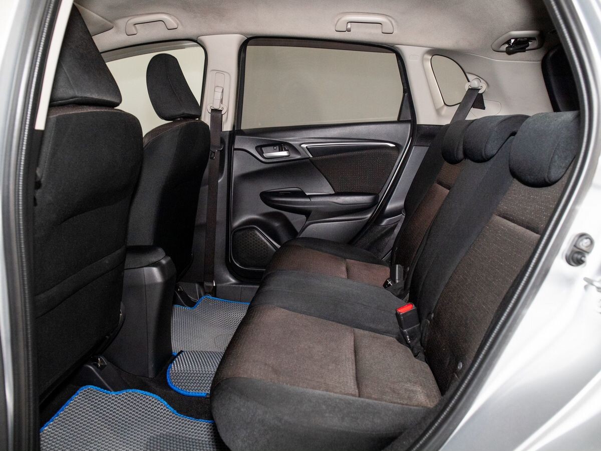 Honda Fit 2016 - фото автомобиля