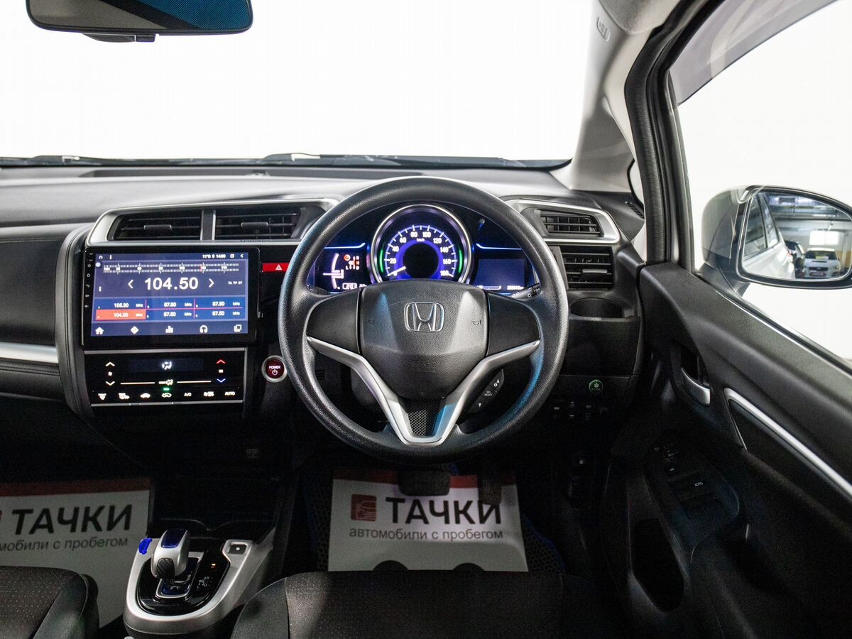 Honda Fit 2016 - фото автомобиля