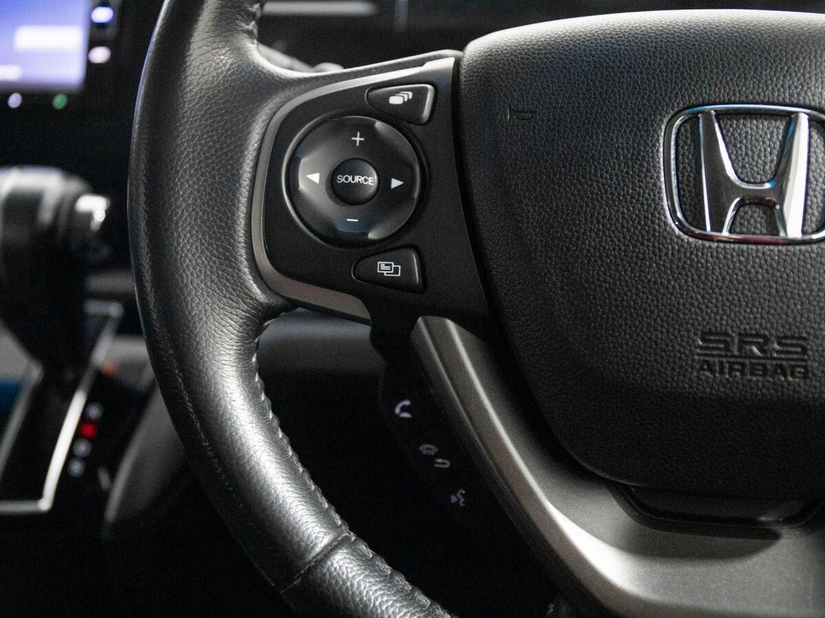 Honda Stepwgn 2017 - фото автомобиля