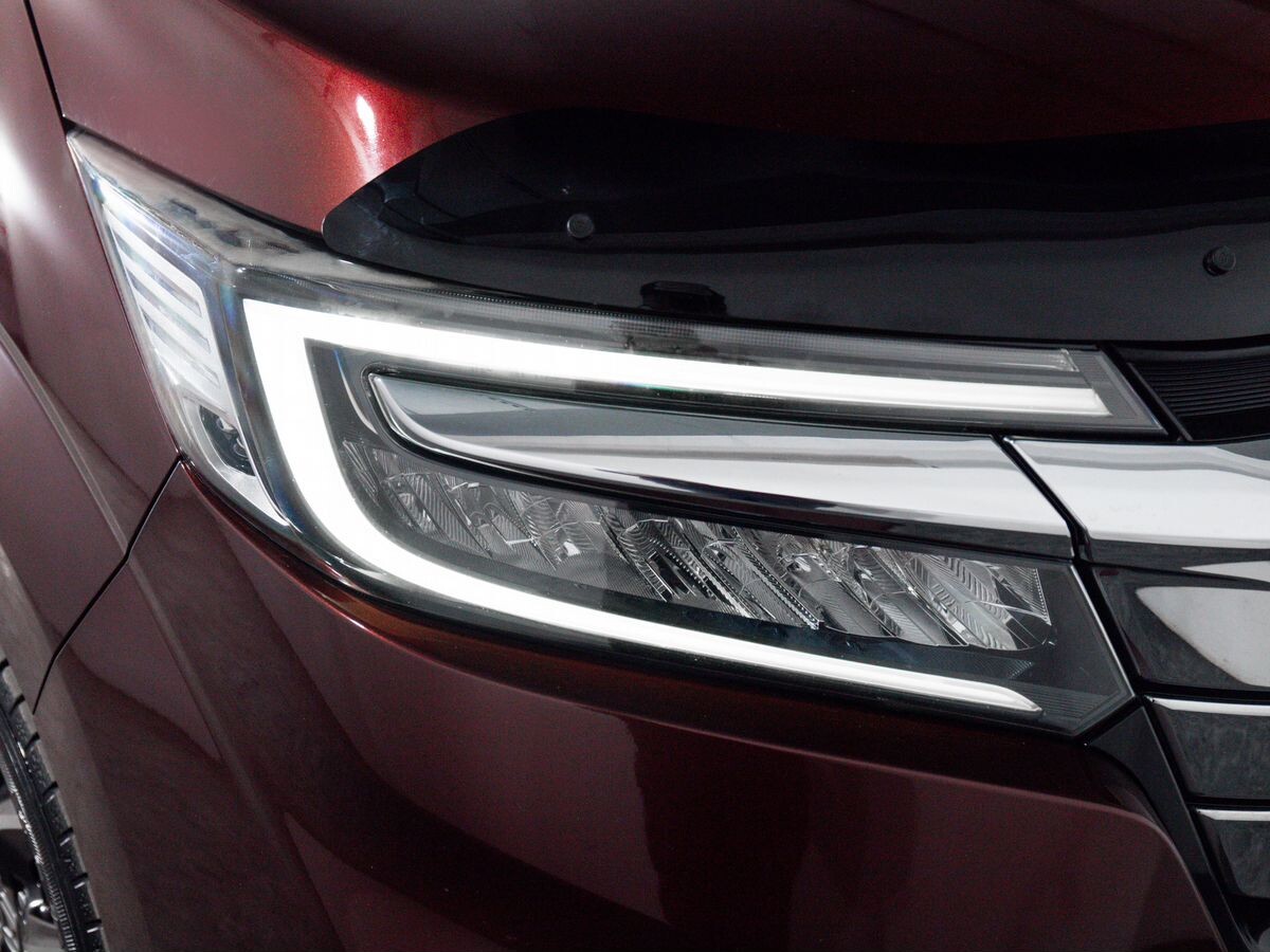 Honda Stepwgn 2017 - фото автомобиля