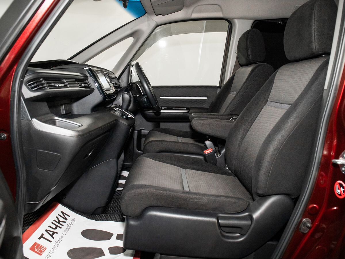 Honda Stepwgn 2017 - фото автомобиля