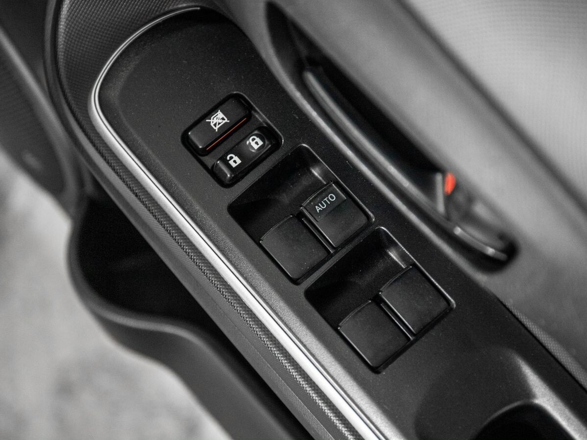 Toyota Aqua 2019 - фото автомобиля