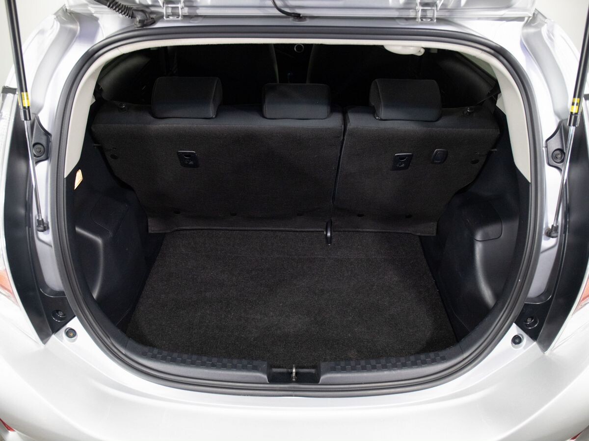 Toyota Aqua 2019 - фото автомобиля