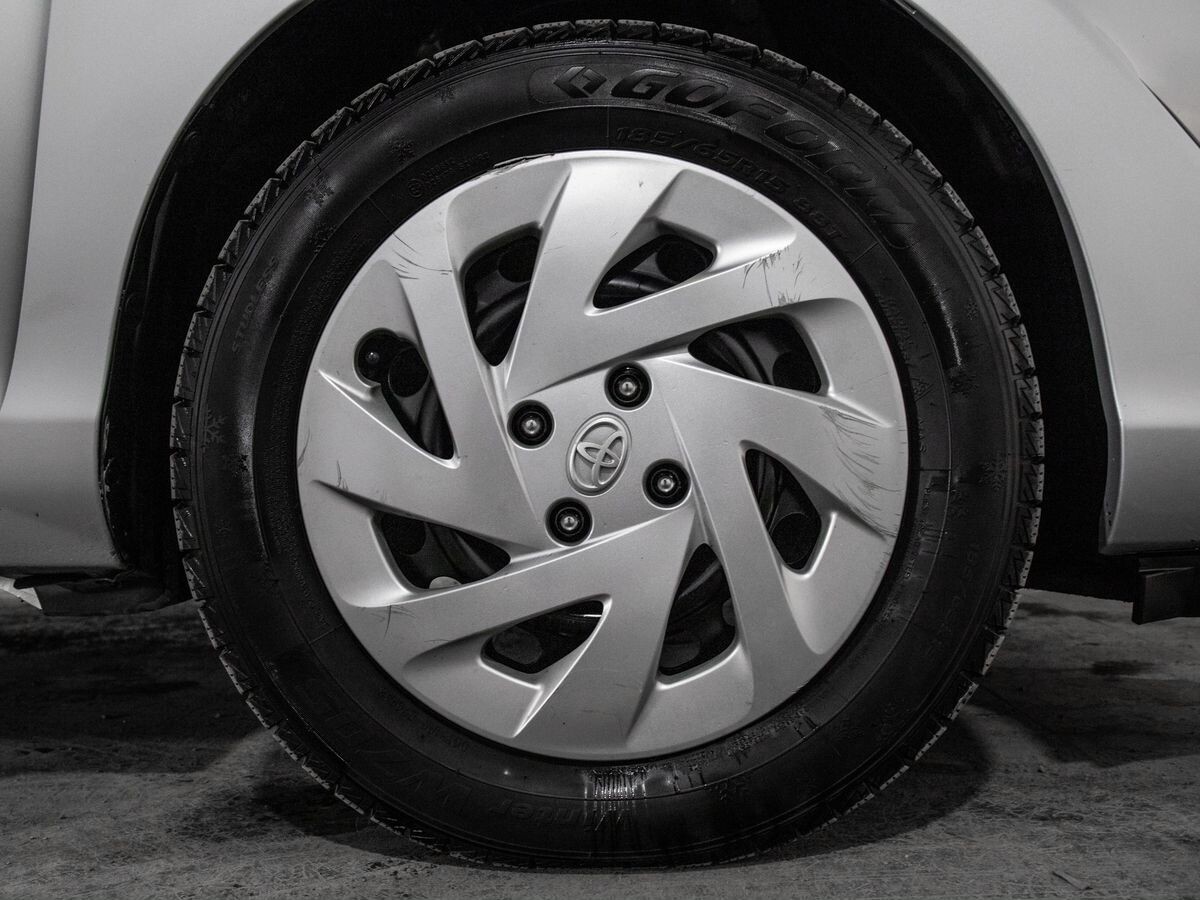 Toyota Aqua 2019 - фото автомобиля