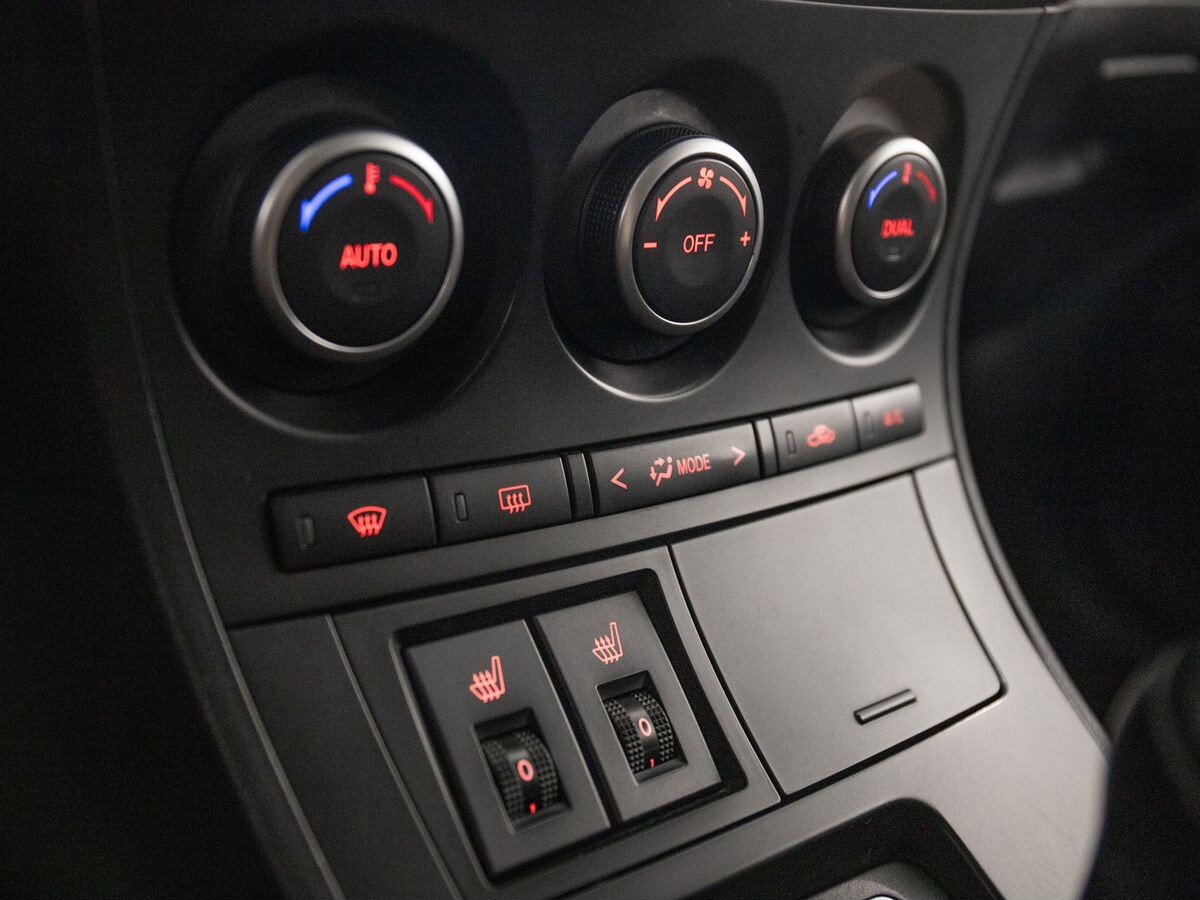 Mazda 3 2012 - фото автомобиля