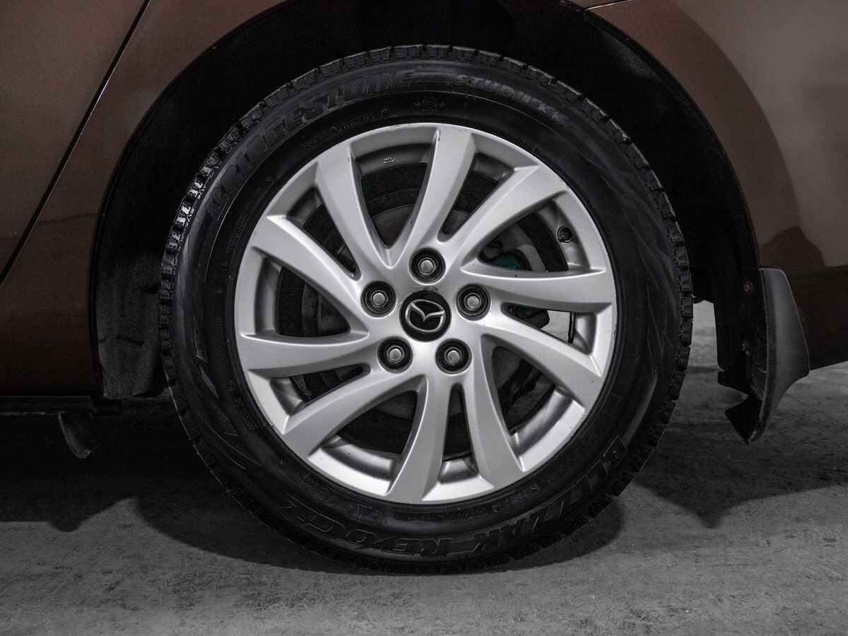 Mazda 3 2012 - фото автомобиля