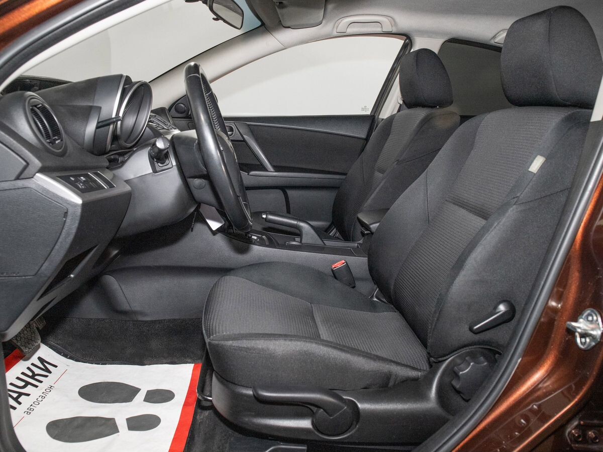 Mazda 3 2012 - фото автомобиля