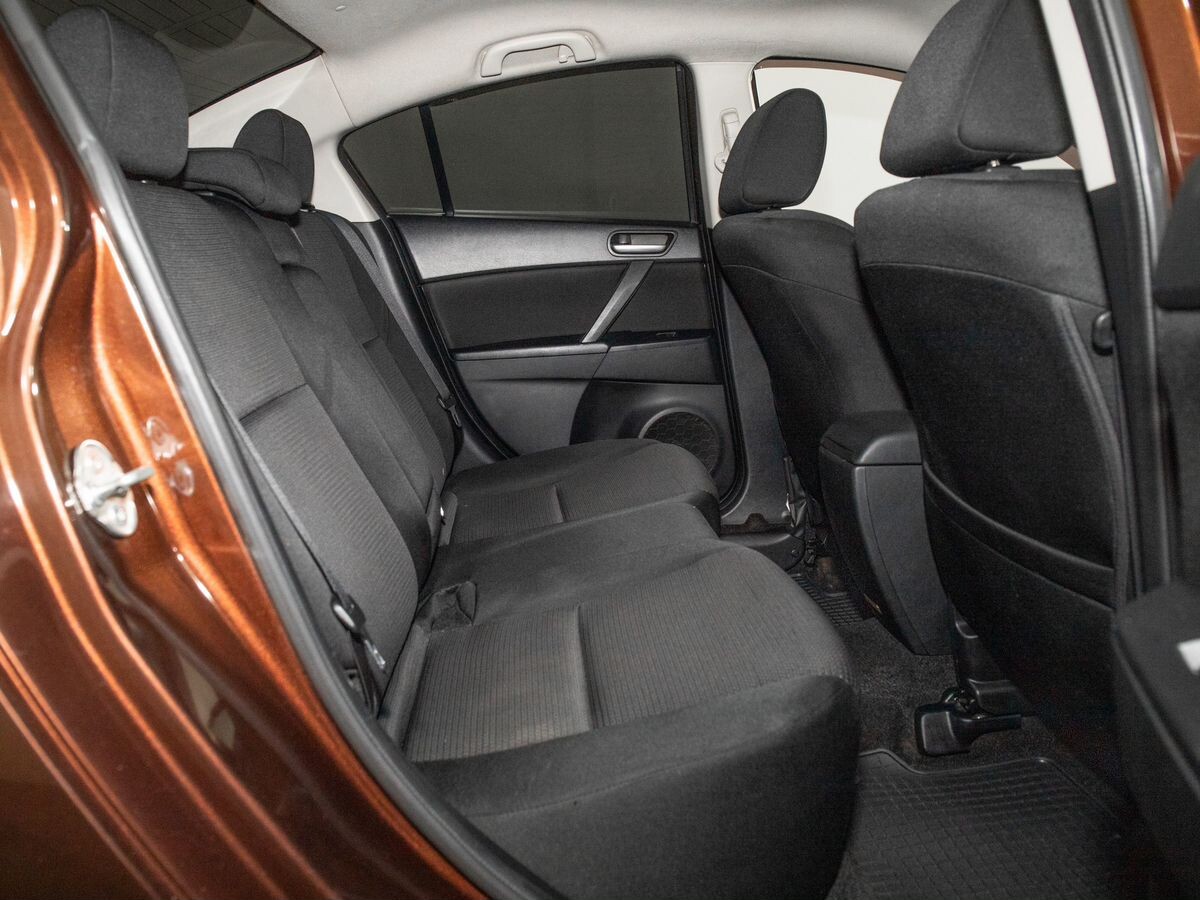 Mazda 3 2012 - фото автомобиля