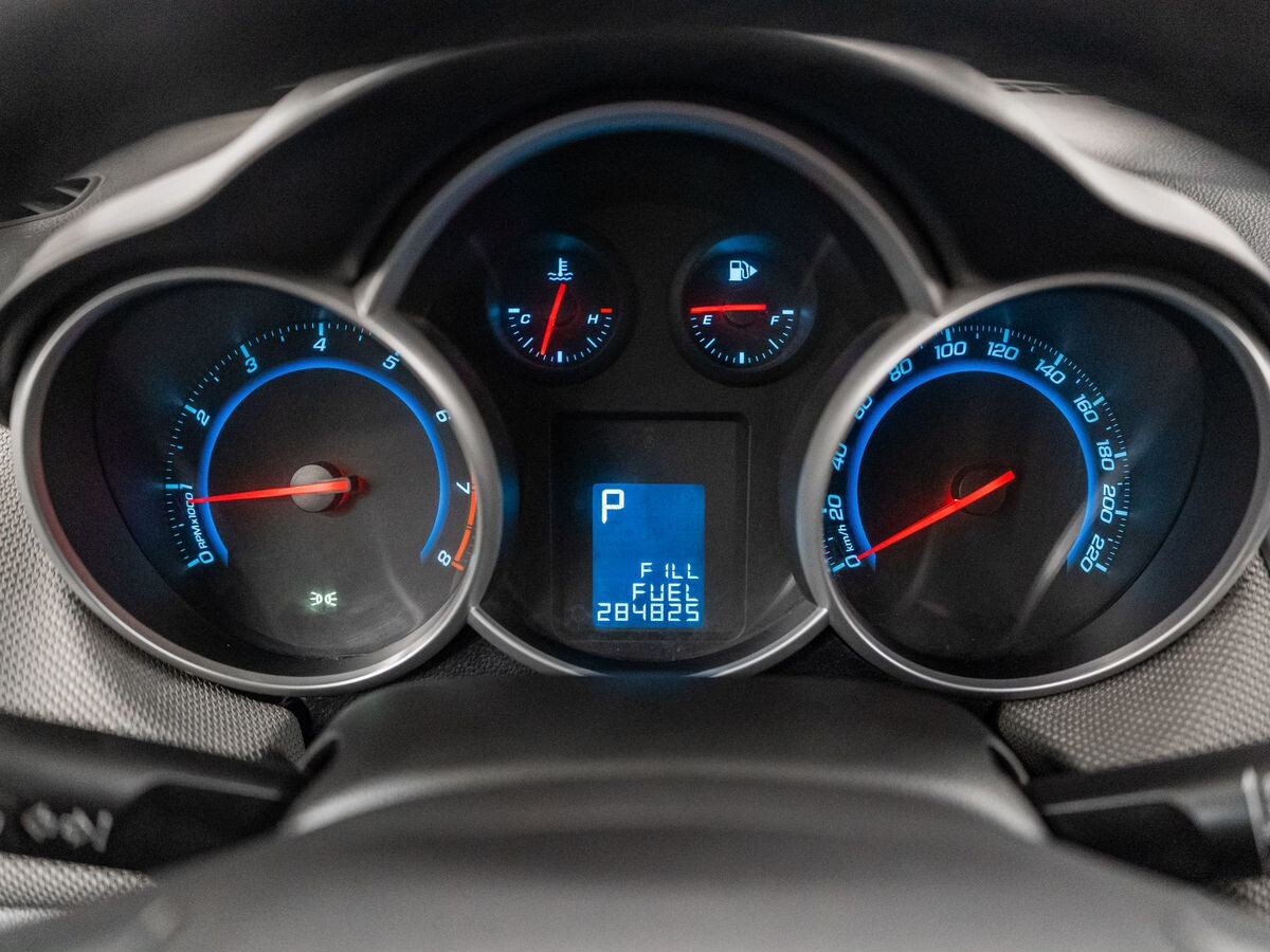 Chevrolet Cruze 2012 - фото автомобиля