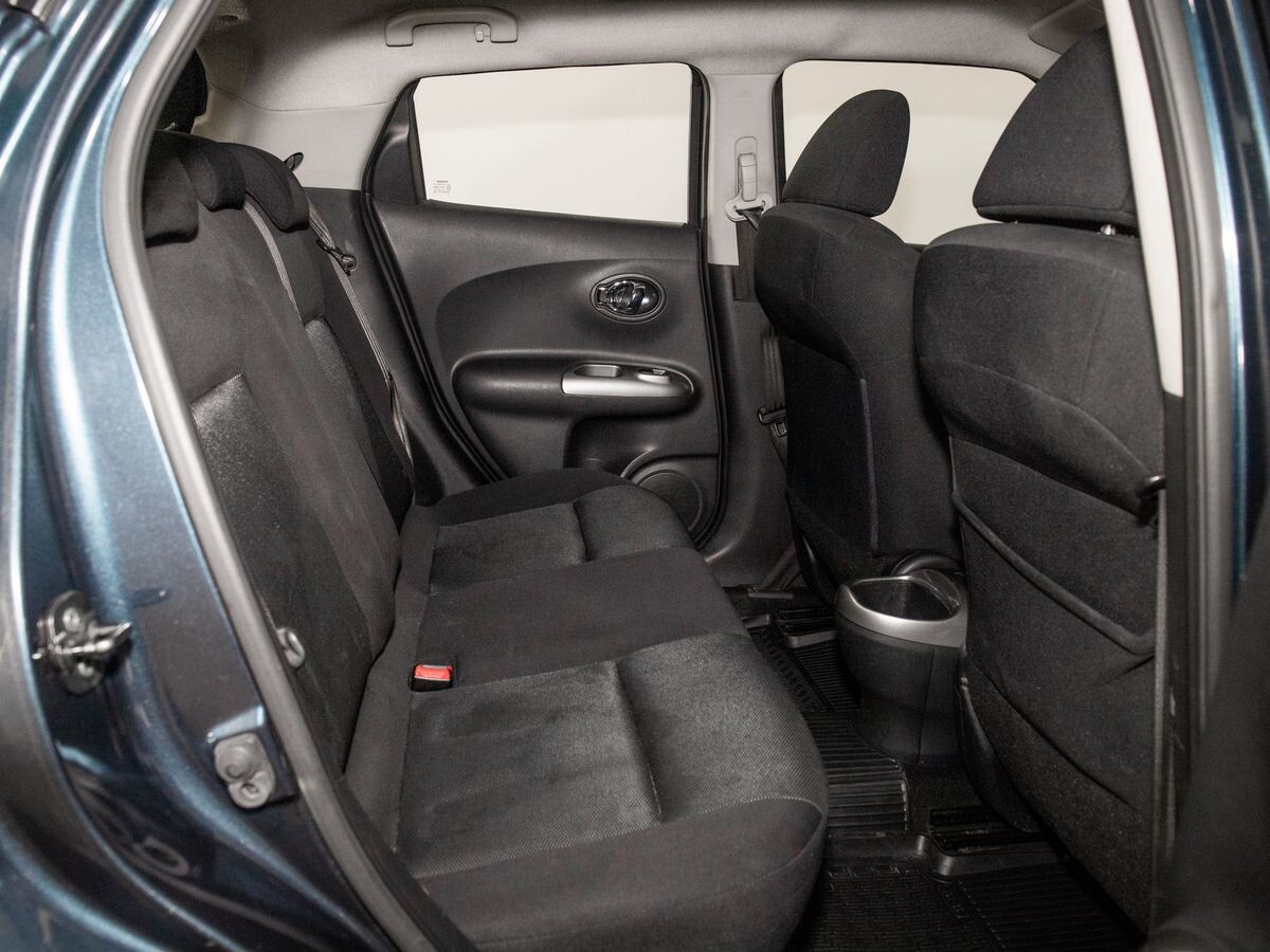 Nissan Juke 2011 - фото автомобиля