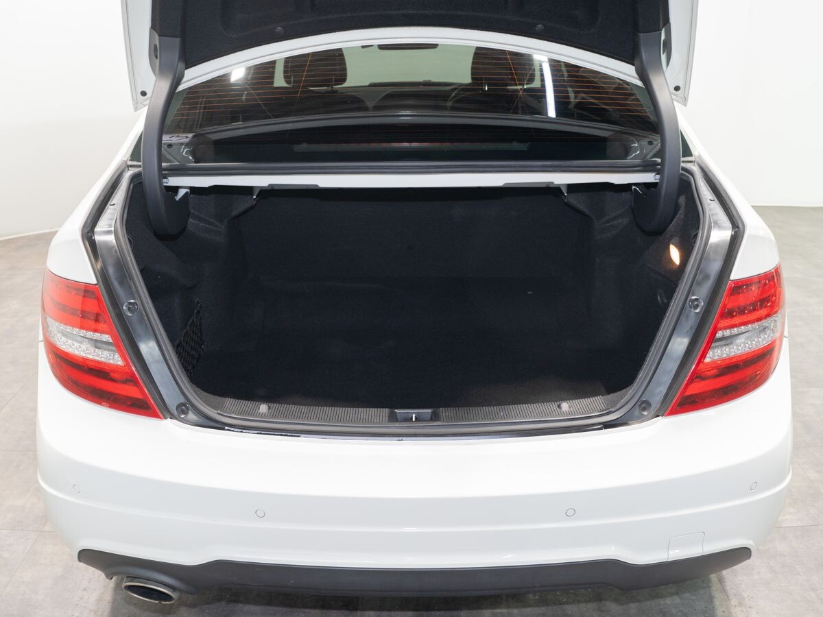 Mercedes-Benz C-Класс 2011 - фото автомобиля