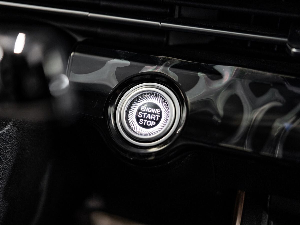 Omoda C5 2023 - фото автомобиля