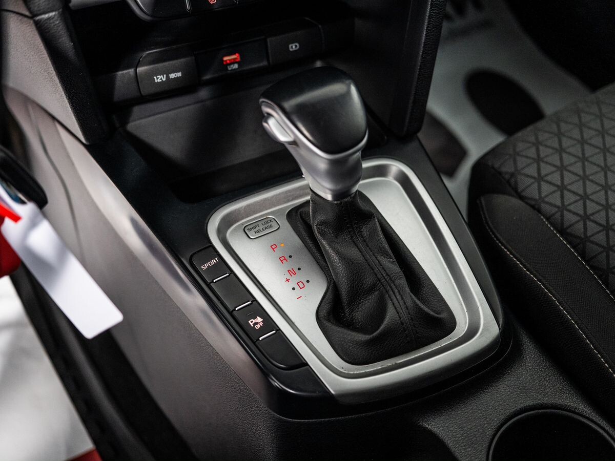 Kia Ceed 2020 - фото автомобиля