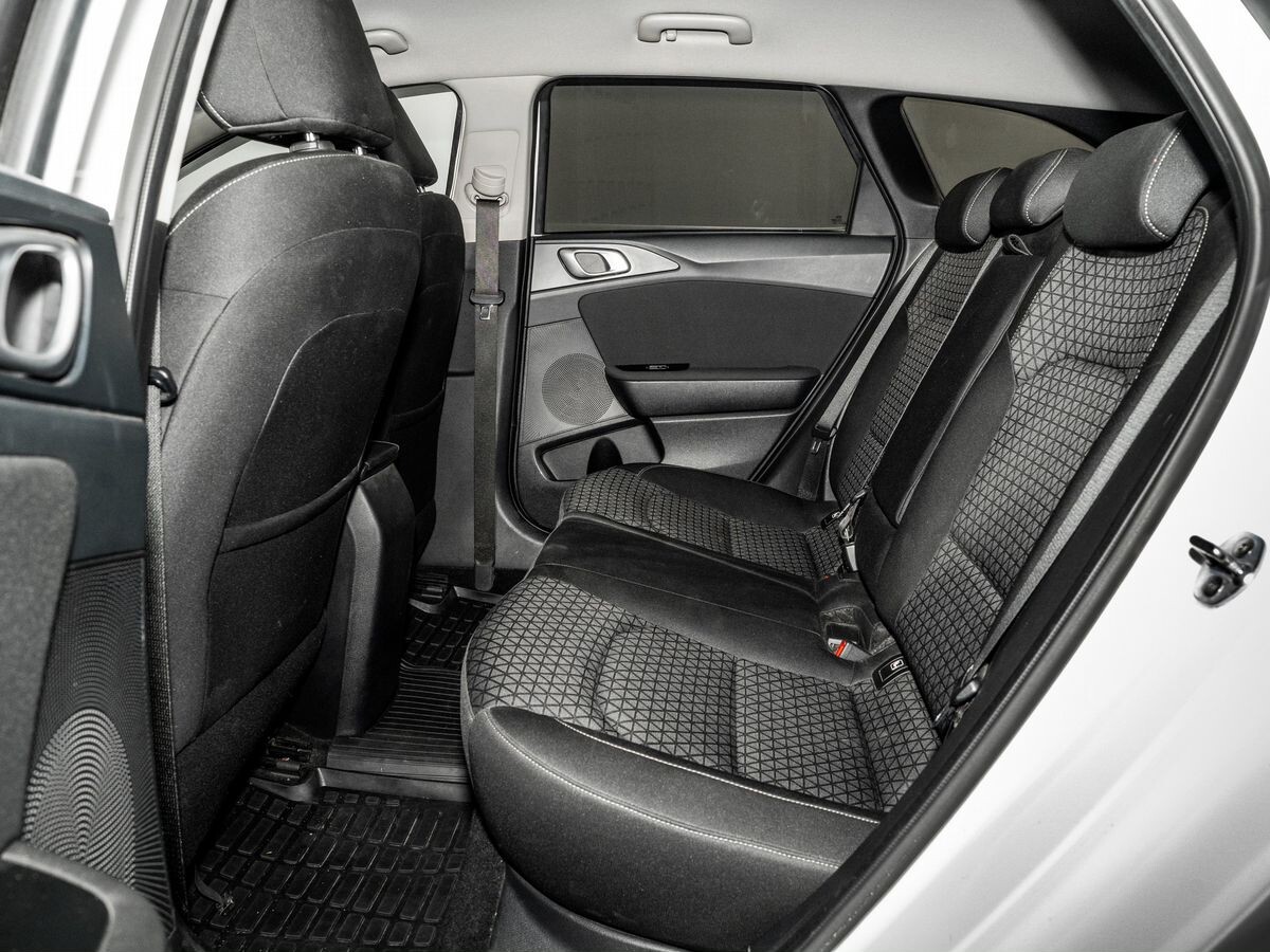 Kia Ceed 2020 - фото автомобиля