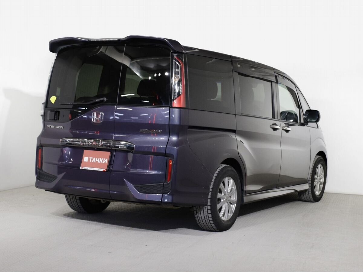 Honda Stepwgn 2015 - фото автомобиля