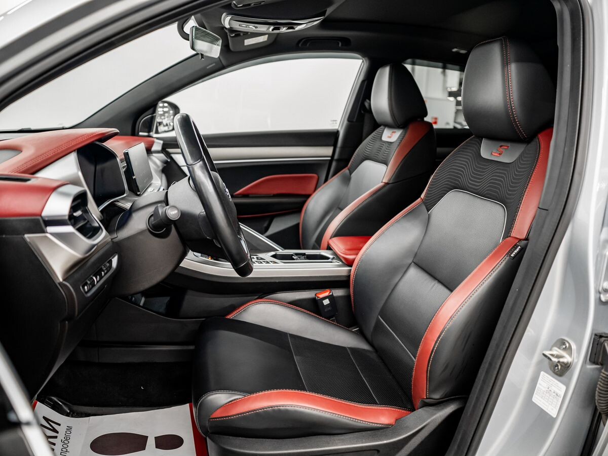 Geely Coolray 2021 - фото автомобиля