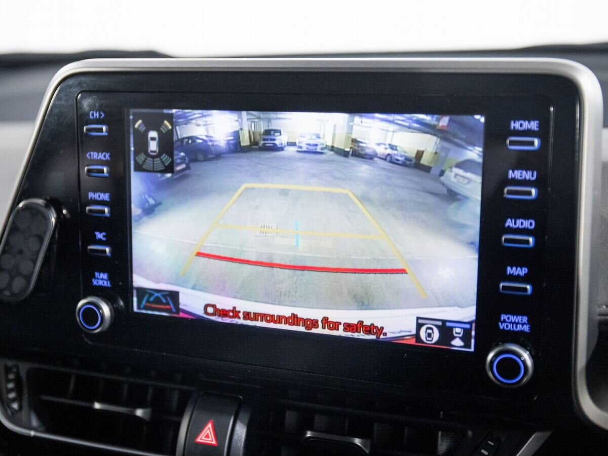 Toyota C-HR 2019 - фото автомобиля