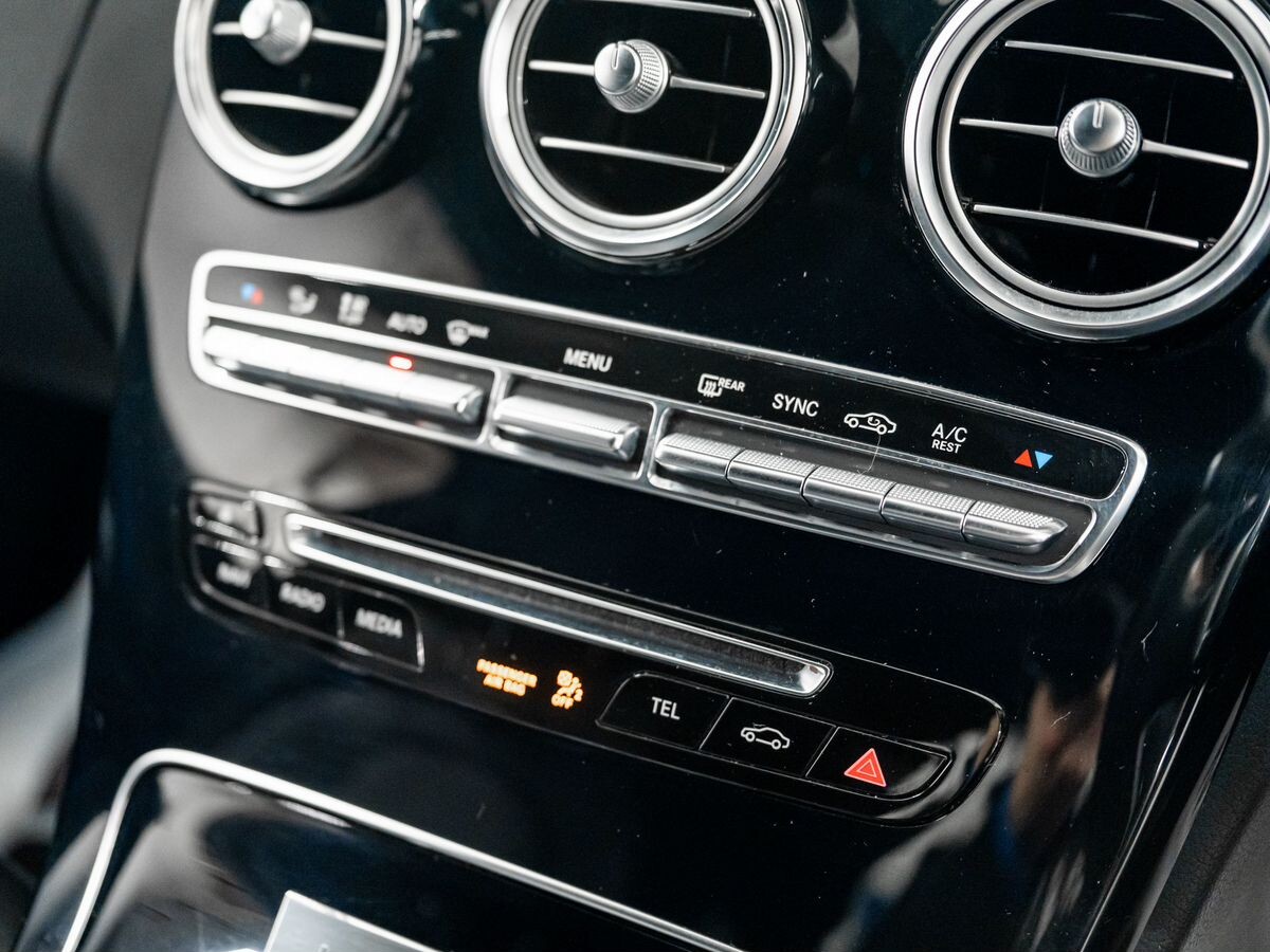 Mercedes-Benz C-Class 2017 - фото автомобиля