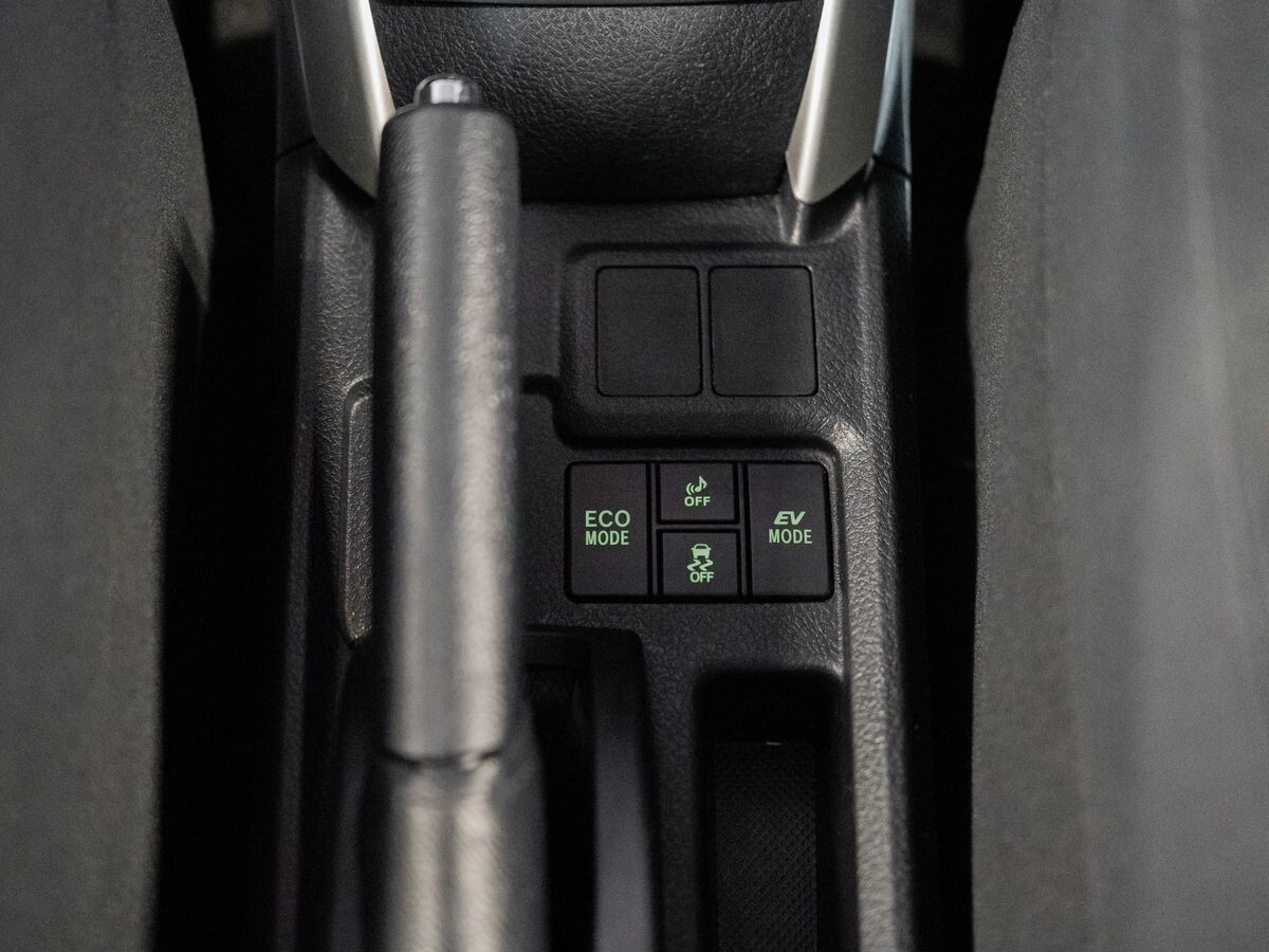 Toyota Corolla 2013 - фото автомобиля