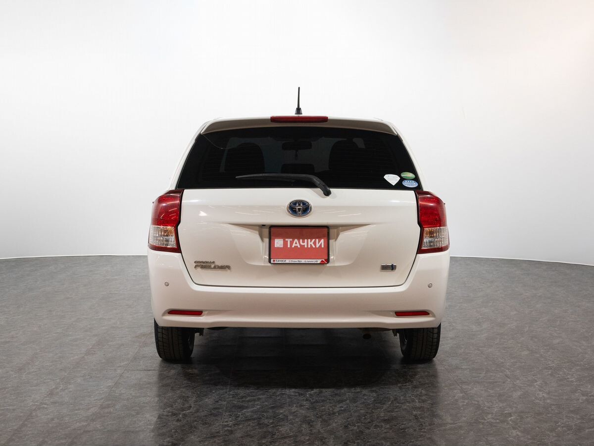 Toyota Corolla 2013 - фото автомобиля