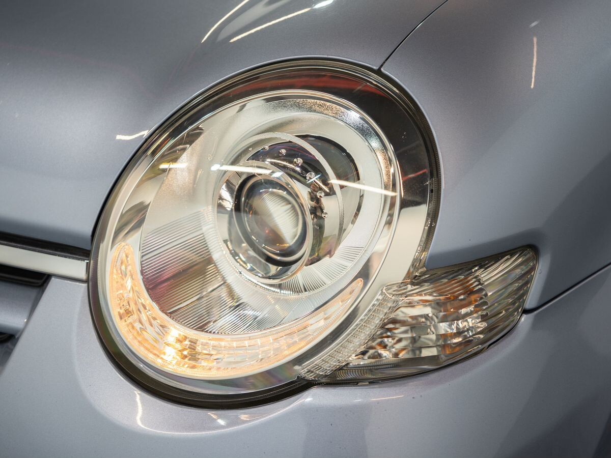 Toyota Sienta 2014 - фото автомобиля