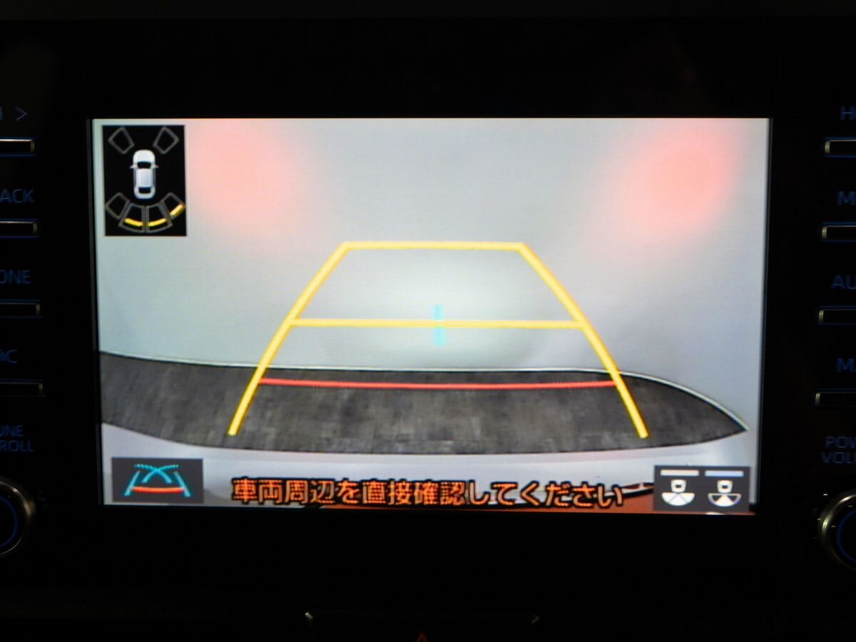 Toyota Yaris 2020 - фото автомобиля