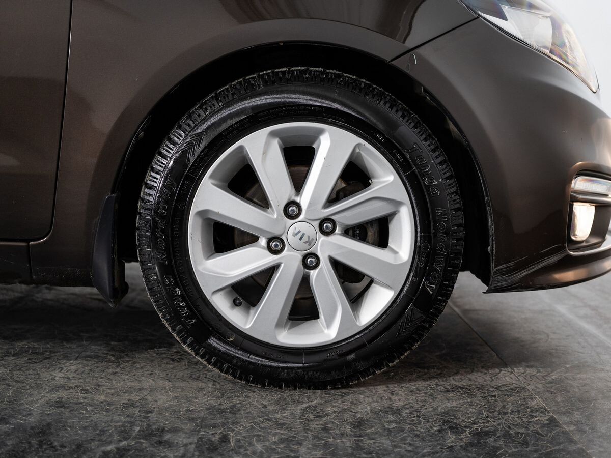 Kia Rio 2017 - фото автомобиля