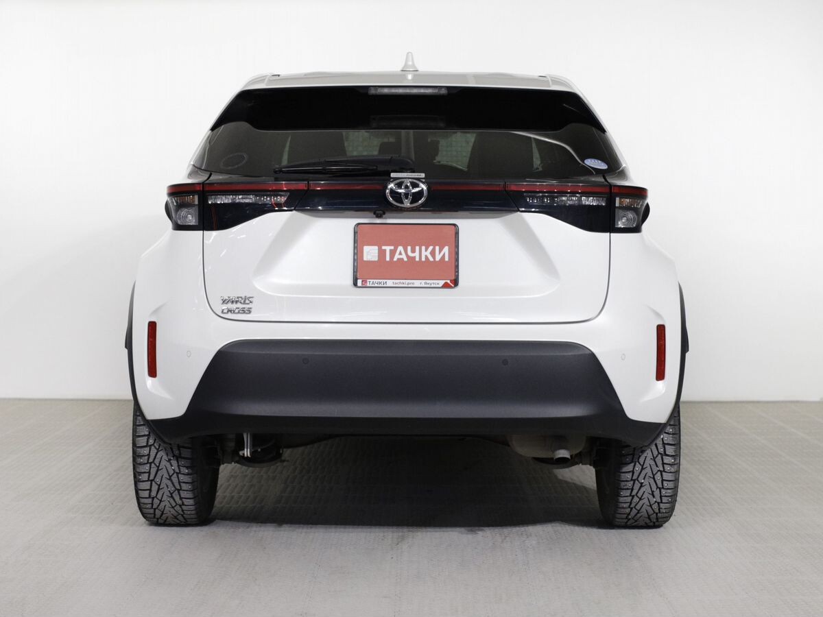 Toyota Yaris Cross 2020 - фото автомобиля