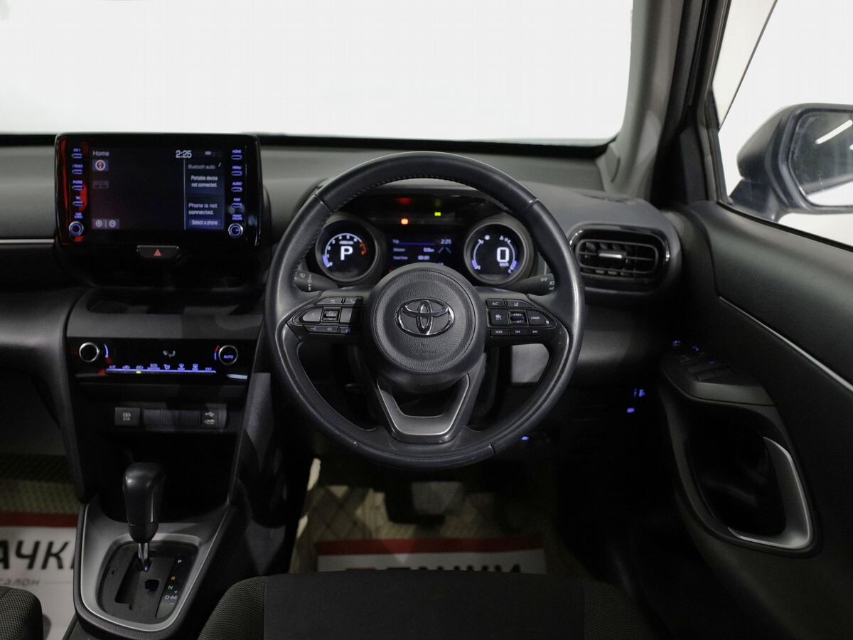 Toyota Yaris Cross 2020 - фото автомобиля