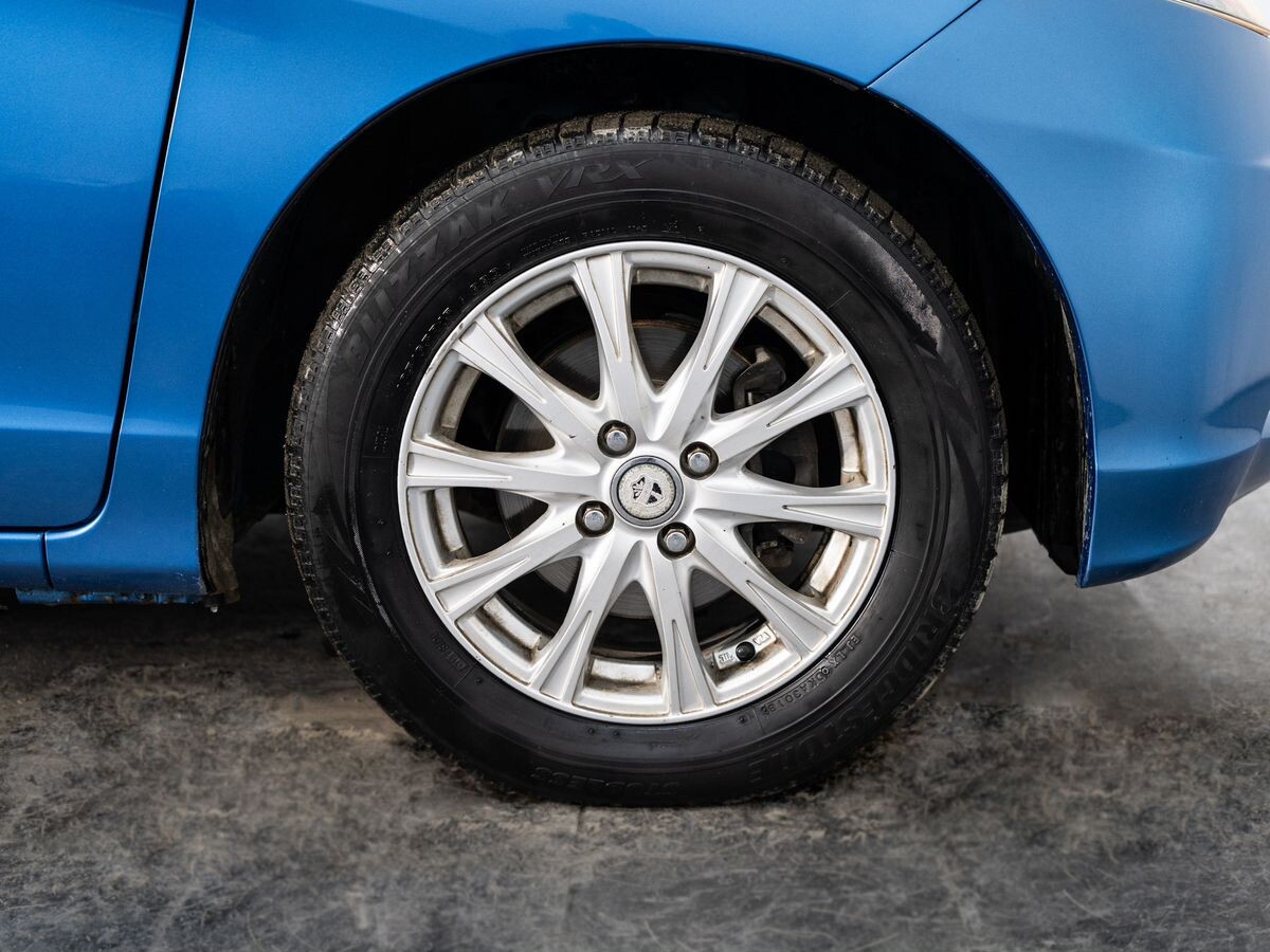 Honda Freed 2011 - фото автомобиля