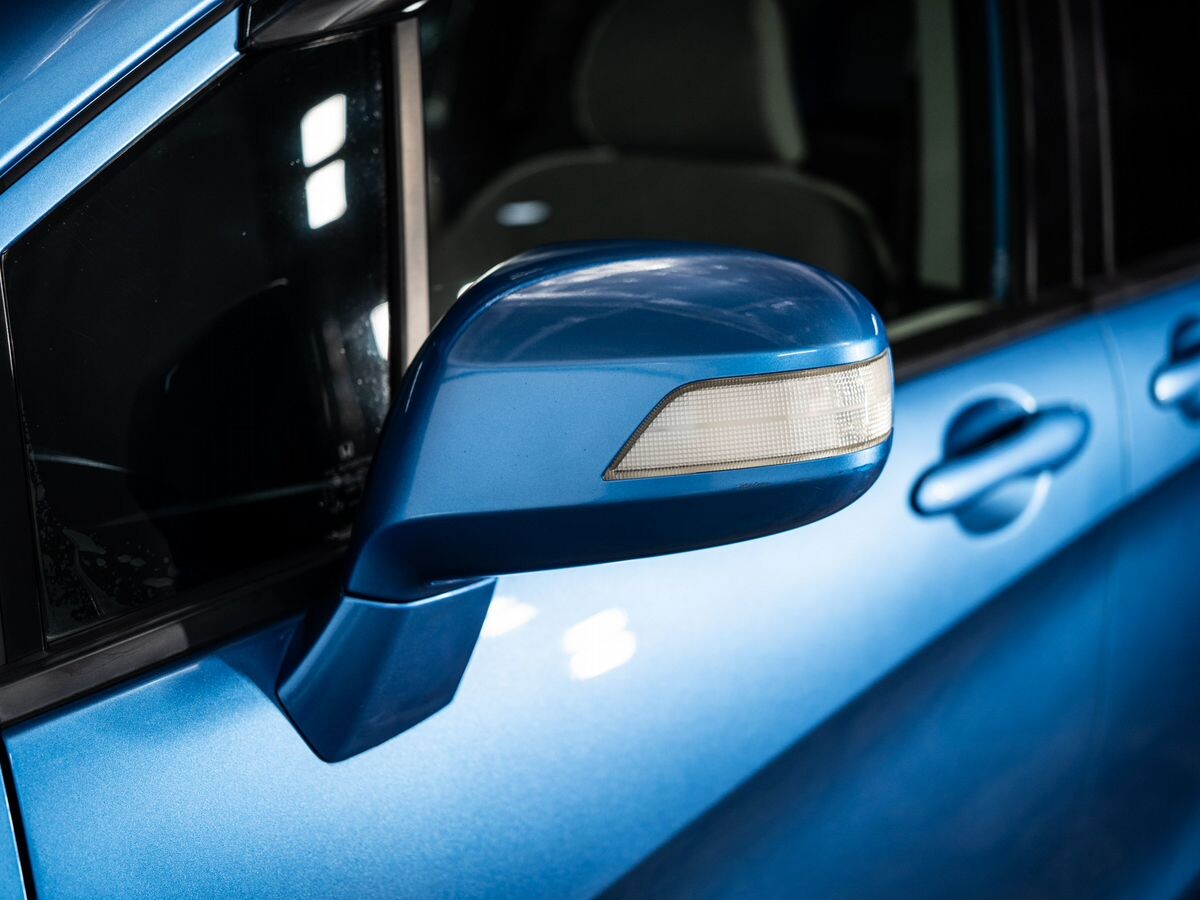 Honda Freed 2011 - фото автомобиля