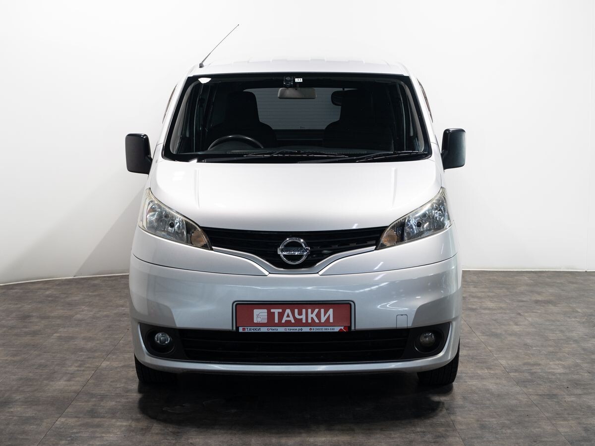 Nissan NV200 2015 - фото автомобиля