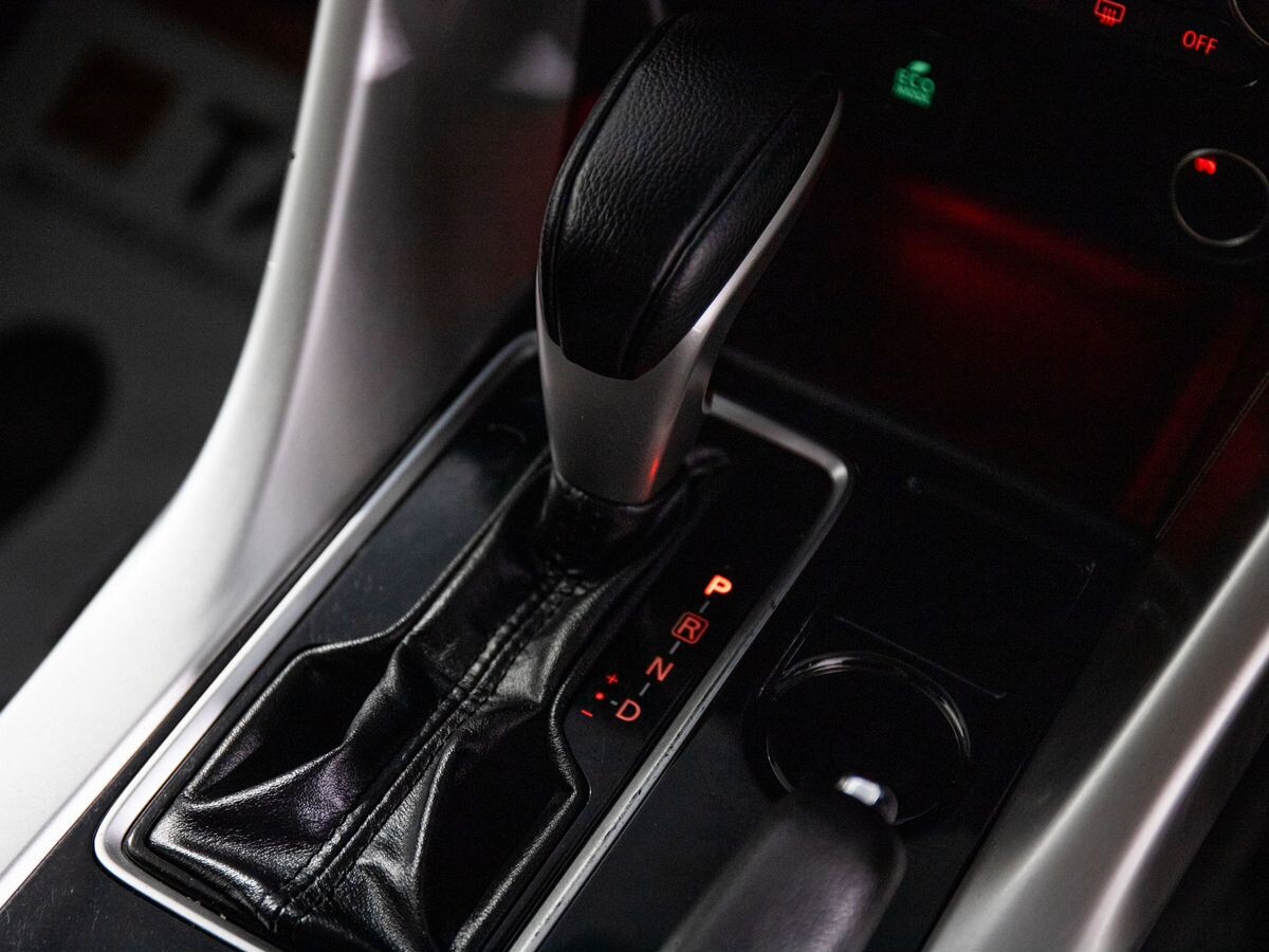 Mitsubishi Eclipse Cross 2018 - фото автомобиля