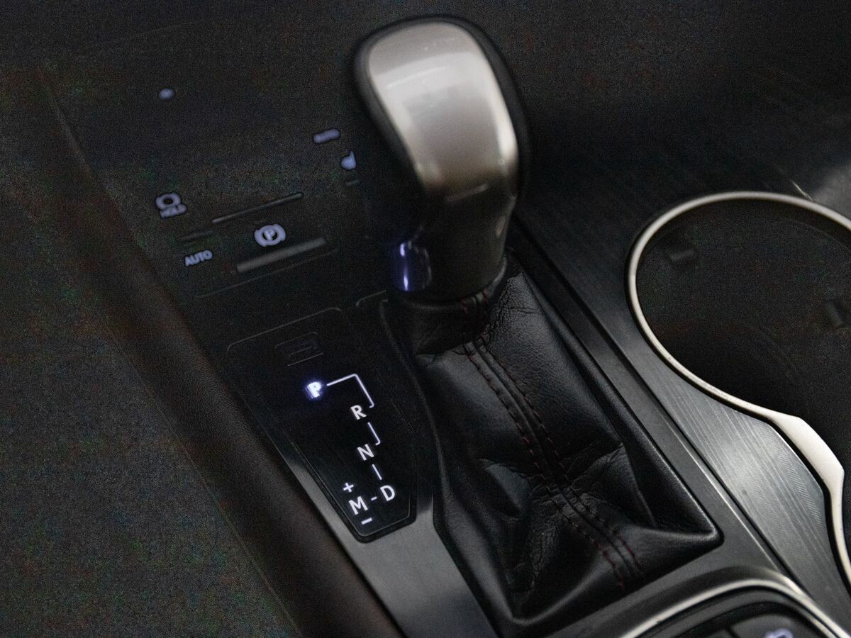 Lexus RX 2017 - фото автомобиля