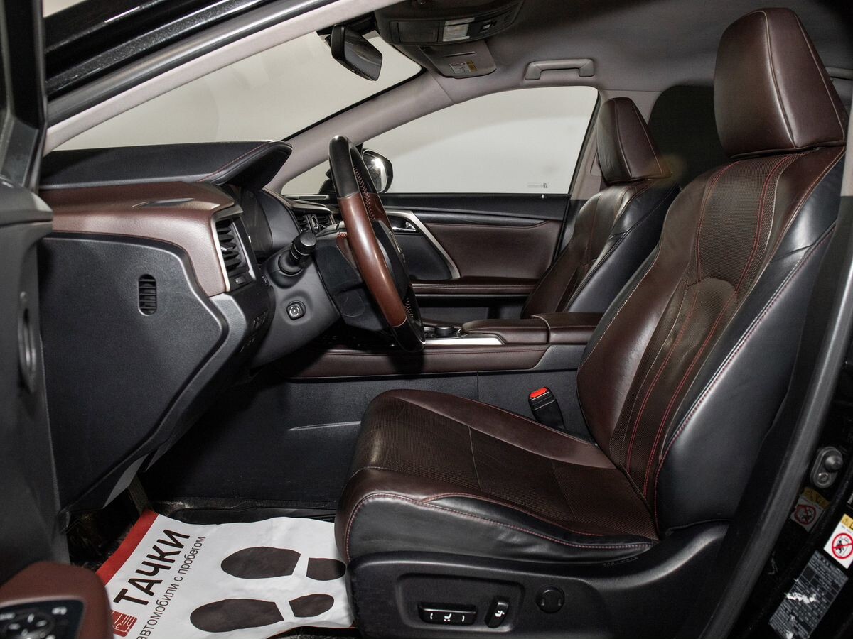 Lexus RX 2017 - фото автомобиля