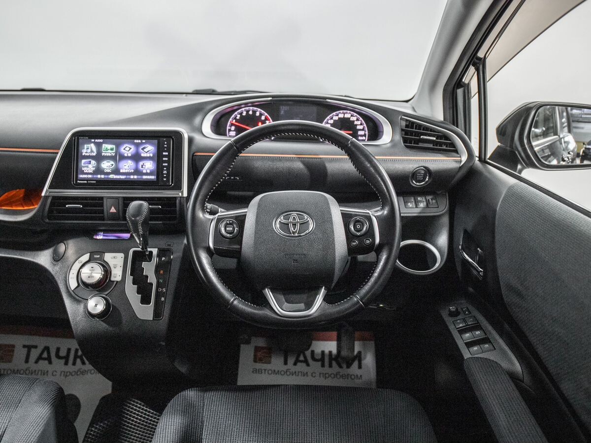 Toyota Sienta 2016 - фото автомобиля