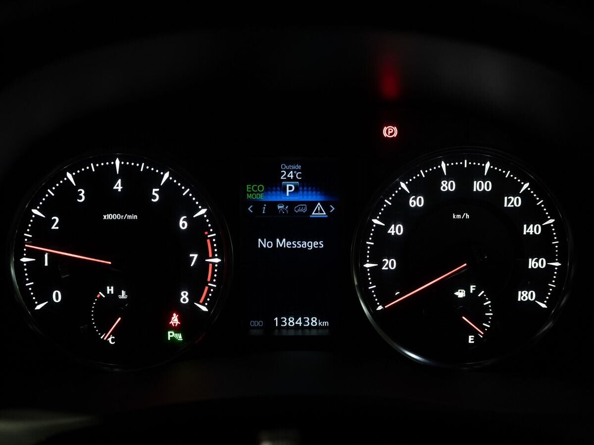 Toyota Alphard 2016 - фото автомобиля