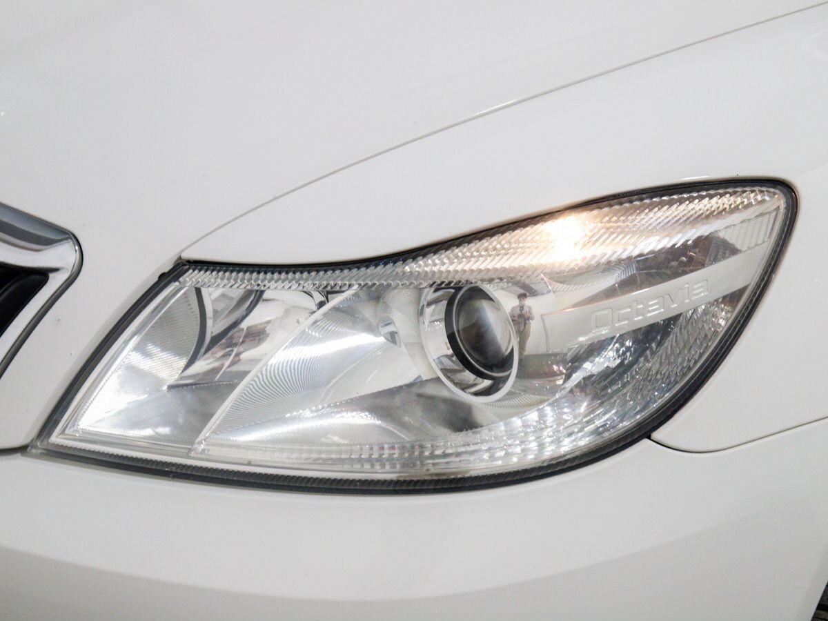 Skoda Octavia 2012 - фото автомобиля