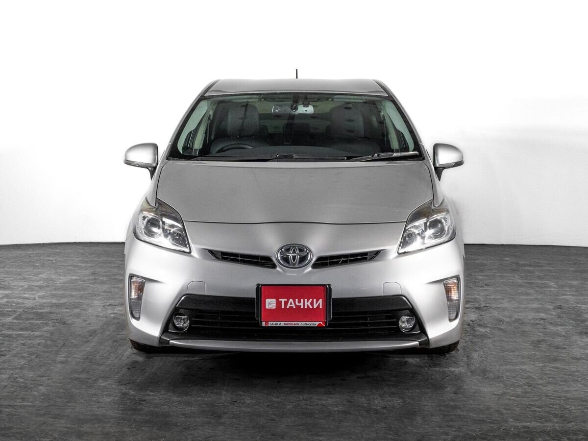 Toyota Prius 2014 - фото автомобиля