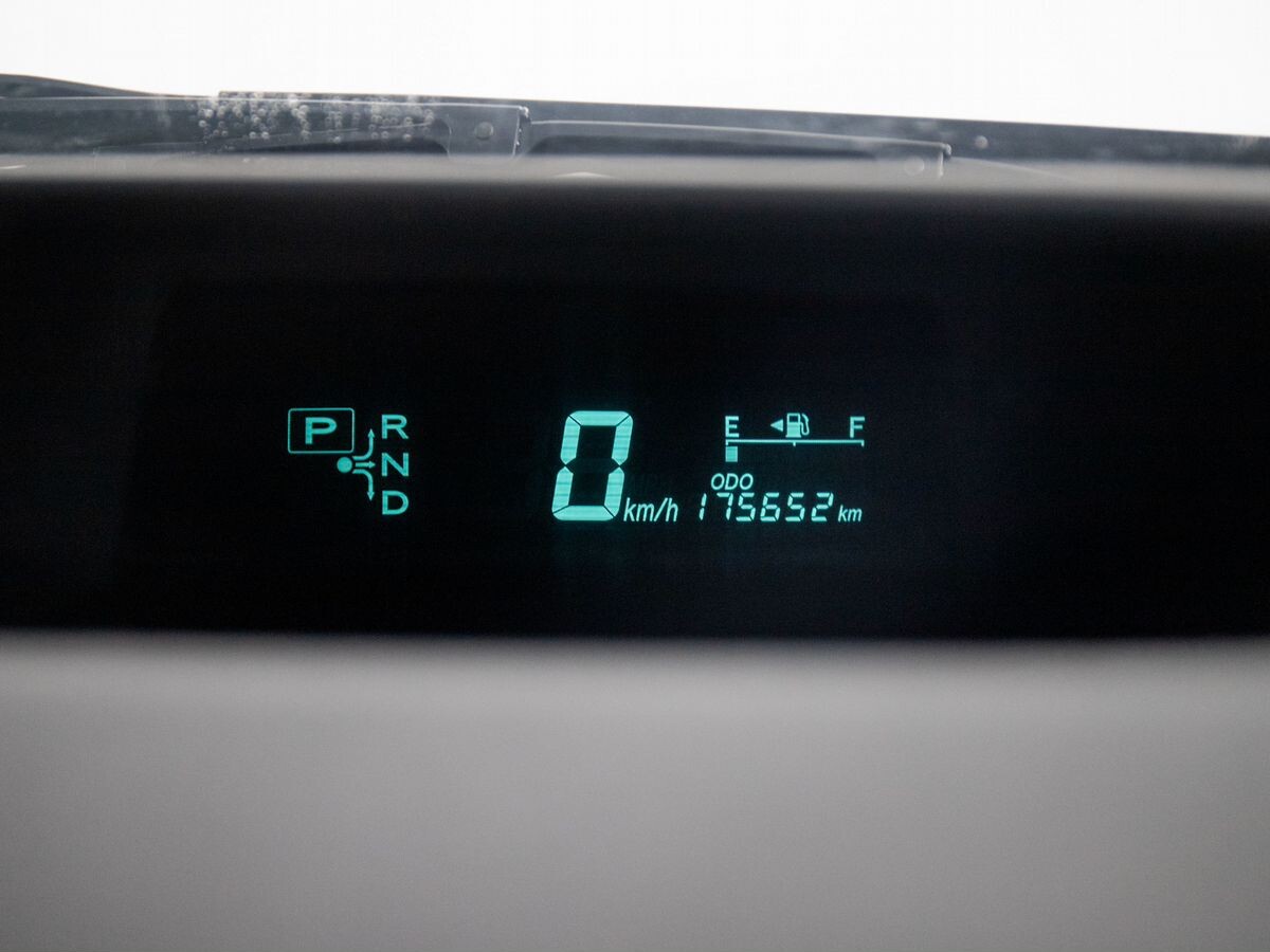 Toyota Prius 2008 - фото автомобиля