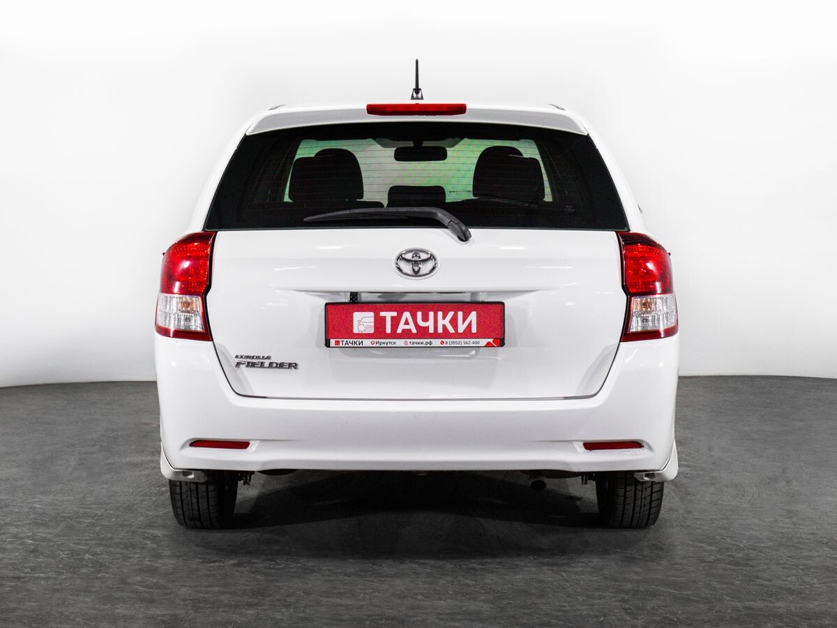 Toyota Corolla 2014 - фото автомобиля