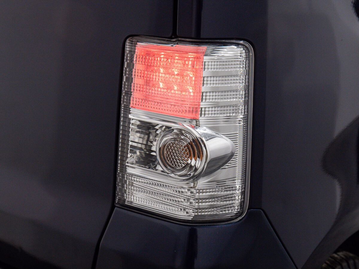 Toyota Pixis Space 2014 - фото автомобиля