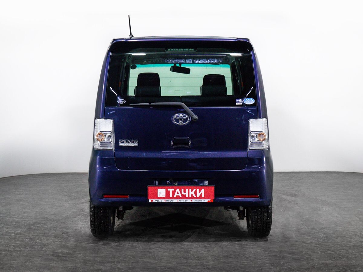 Toyota Pixis Space 2014 - фото автомобиля