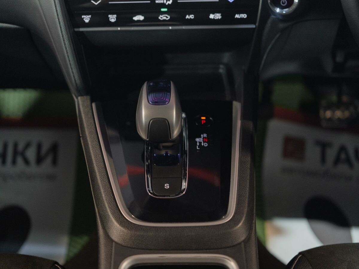 Honda Shuttle 2016 - фото автомобиля