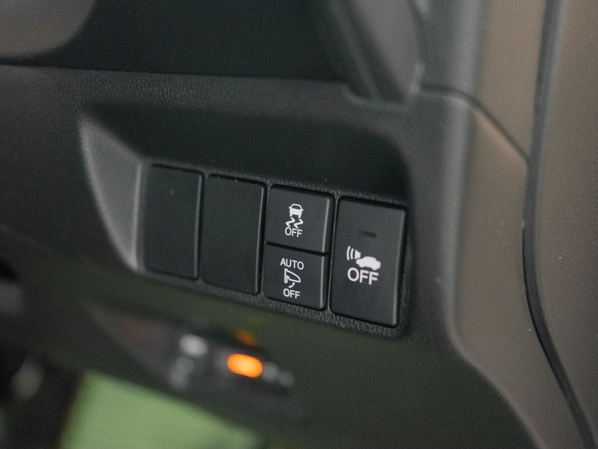 Honda Shuttle 2016 - фото автомобиля