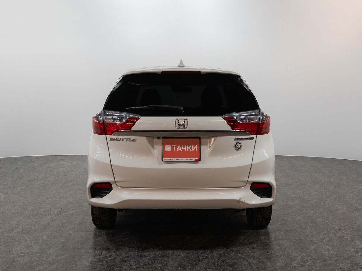 Honda Shuttle 2016 - фото автомобиля