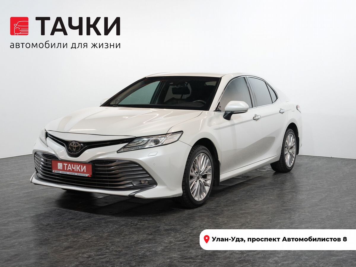 Toyota Camry 2018 - фото автомобиля