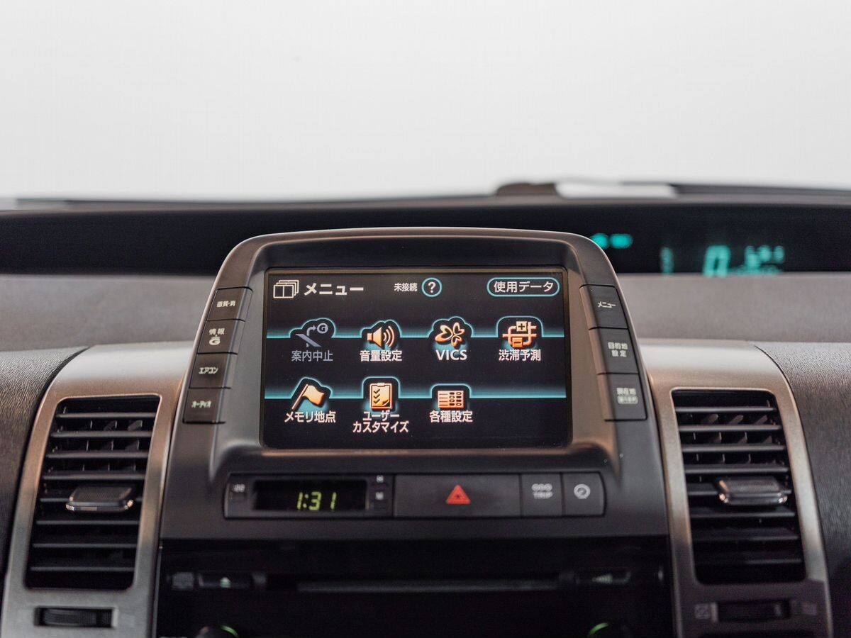 Toyota Prius 2010 - фото автомобиля